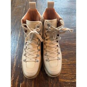 Vionic Jaxen Waterproof Lug Sole Hiker Ankle Boots Lace  Up Cream Size 8